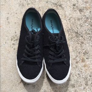 SeaVees Sneakers. Black felt like material size 9